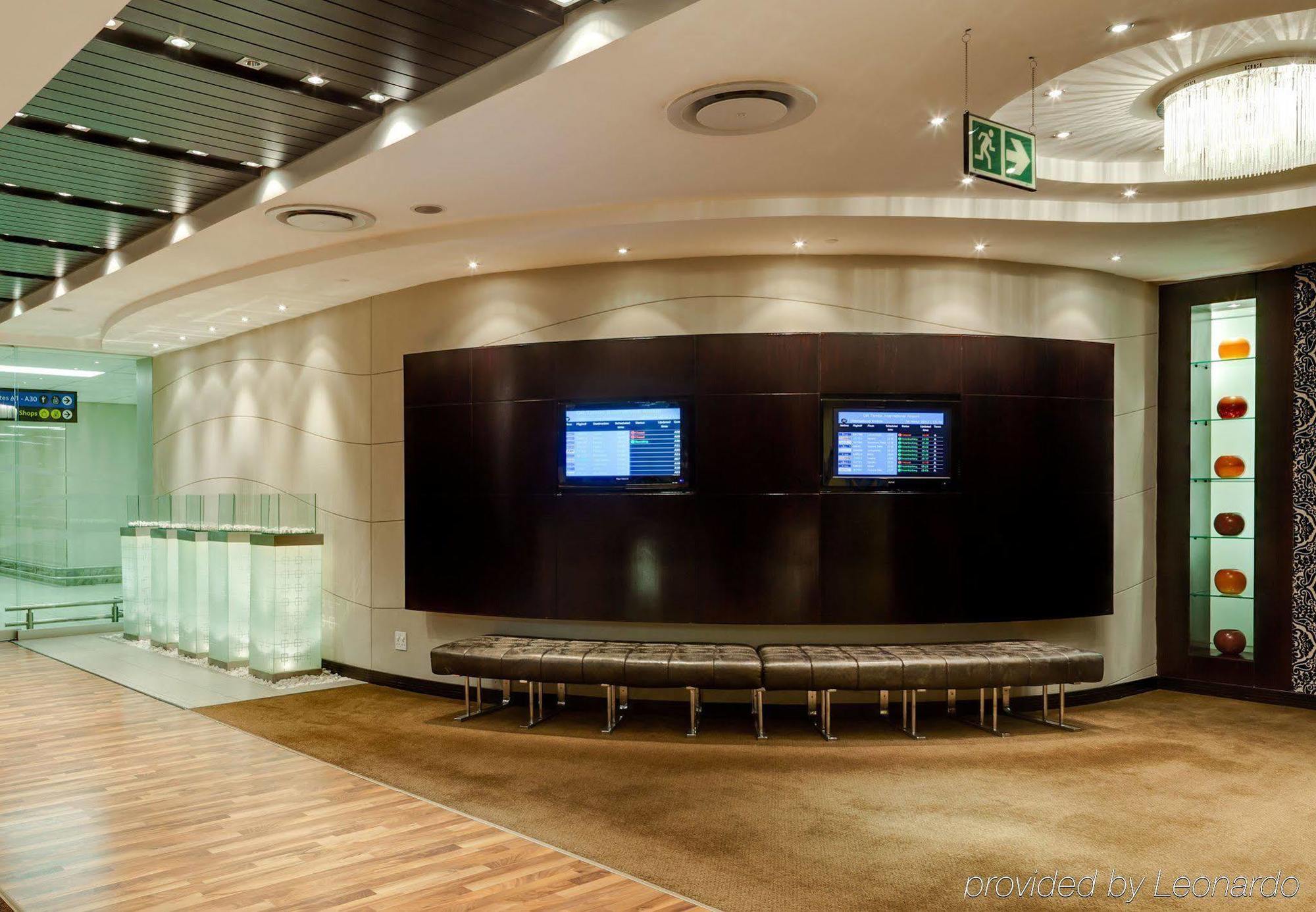 קמפטון פארק Protea Hotel By Marriott Transit O.R. Tambo Airport מראה חיצוני תמונה