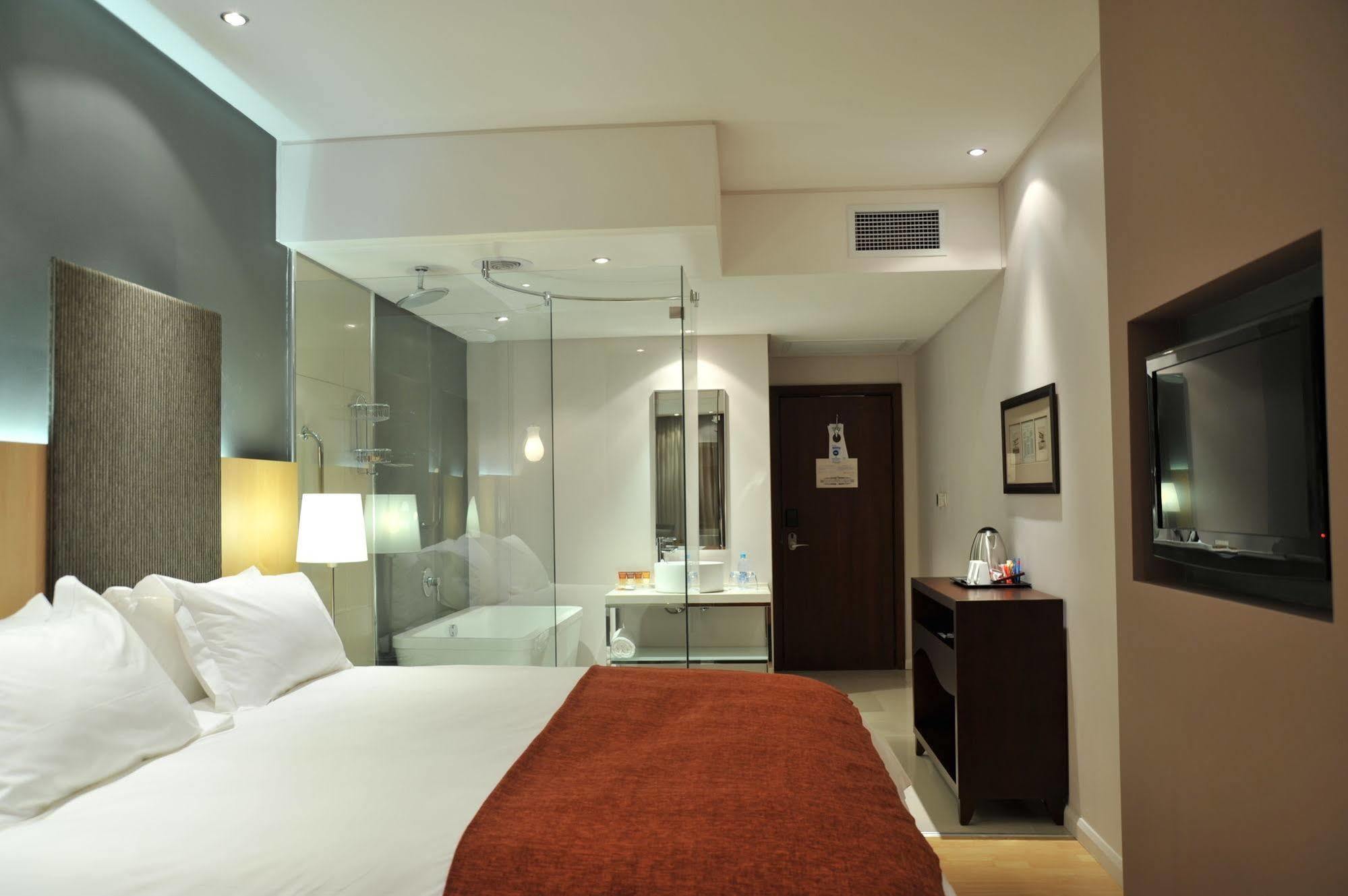 קמפטון פארק Protea Hotel By Marriott Transit O.R. Tambo Airport מראה חיצוני תמונה