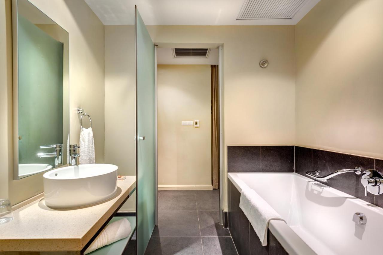 קמפטון פארק Protea Hotel By Marriott Transit O.R. Tambo Airport מראה חיצוני תמונה